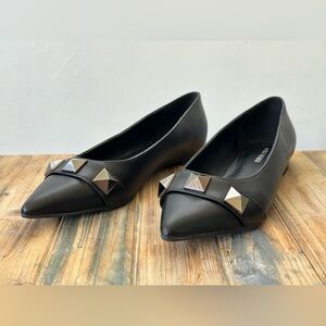 Marc Fisher MFALEELA Aleela Black  Faux Leather Flats Women's Size 8 M